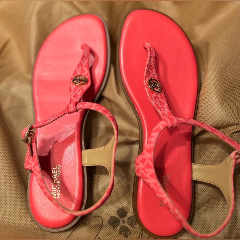 Michael kors thong sandals